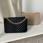 Bolso acolchado pequeño cadena dorada