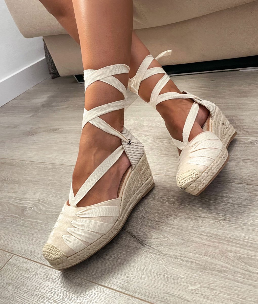 espartenas-7-1.jpg Cuñas beige tacón medio - Imagen 1