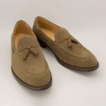 Mocasín antelina borlas camel