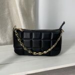 Bolso acolchado negro