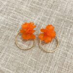 Pendientes flor naranja