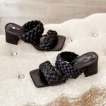 Sandalias trenzadas negras